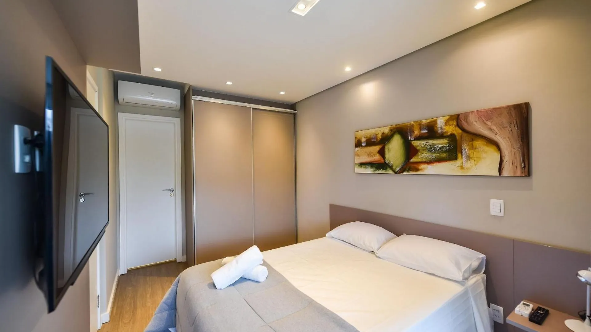 Eo4 Alto Padrao Com Garagem Para Sua Tranquilidade Apartment Sao Paulo Brazil